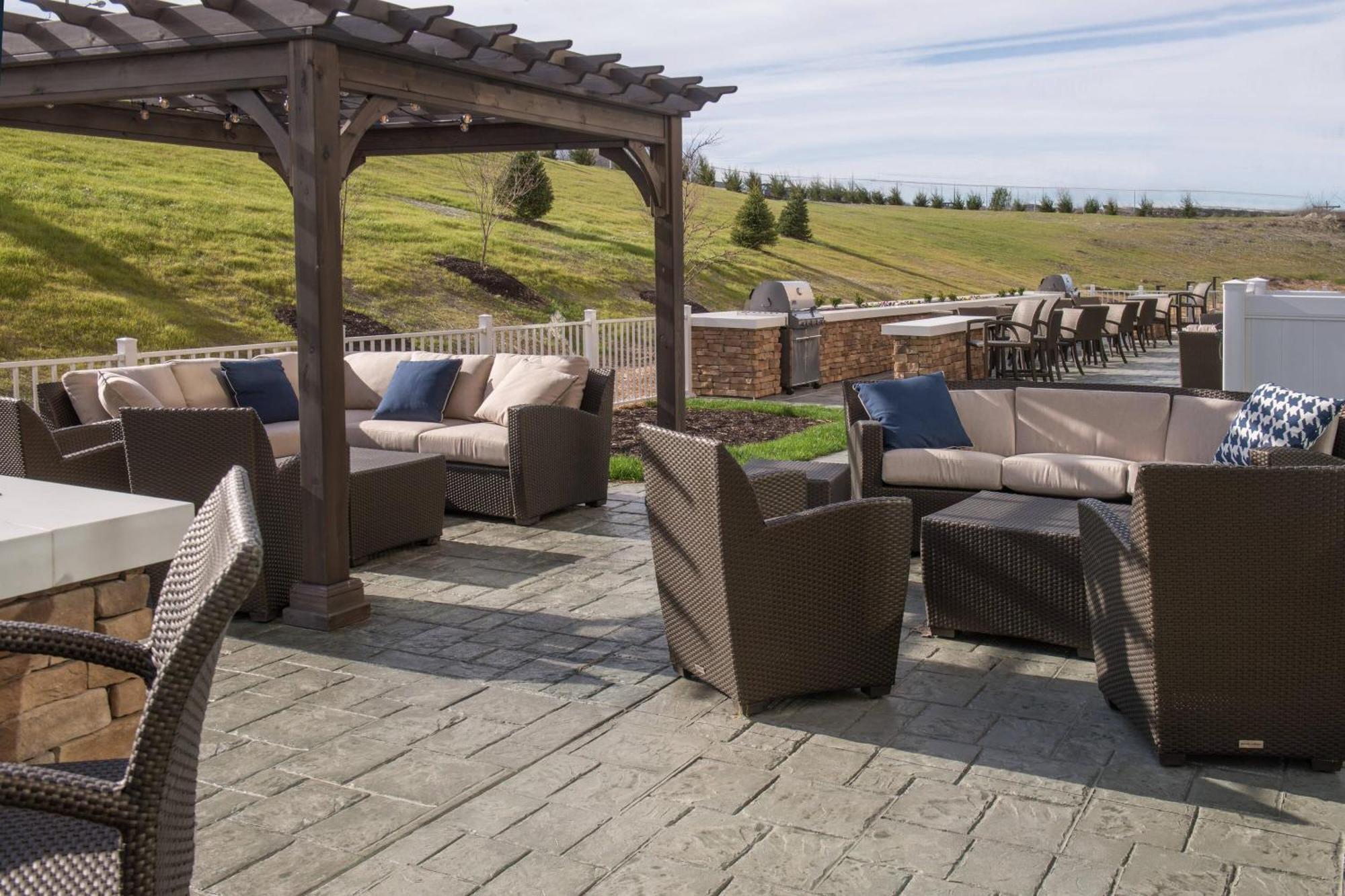 Towneplace Suites By Marriott Altoona Extérieur photo