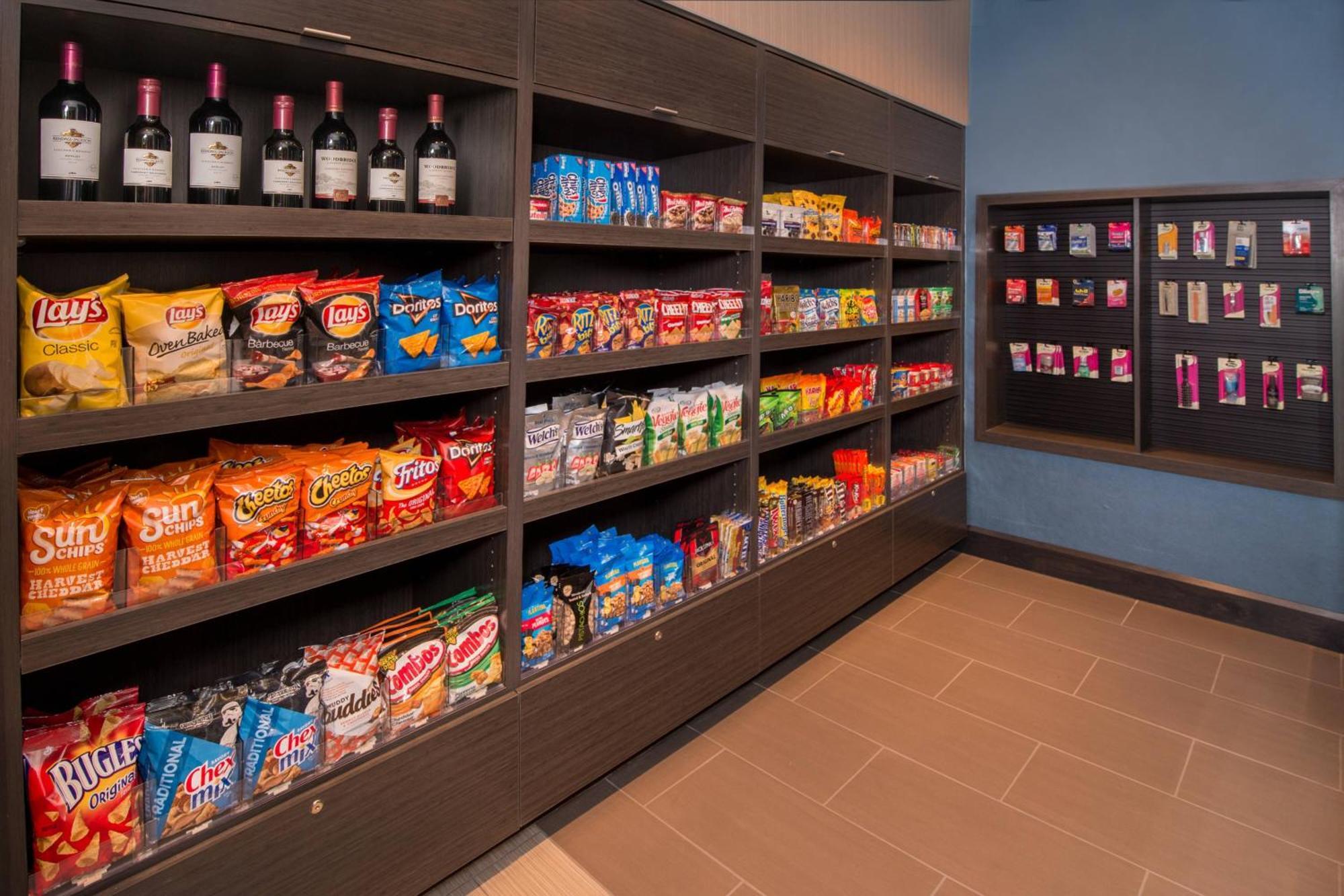 Towneplace Suites By Marriott Altoona Extérieur photo