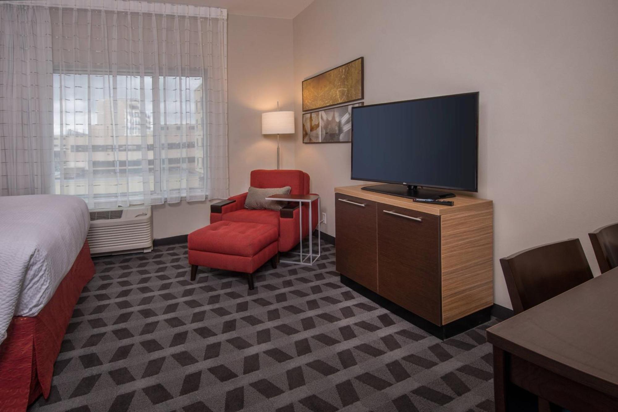 Towneplace Suites By Marriott Altoona Extérieur photo