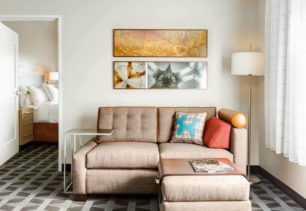 Towneplace Suites By Marriott Altoona Extérieur photo