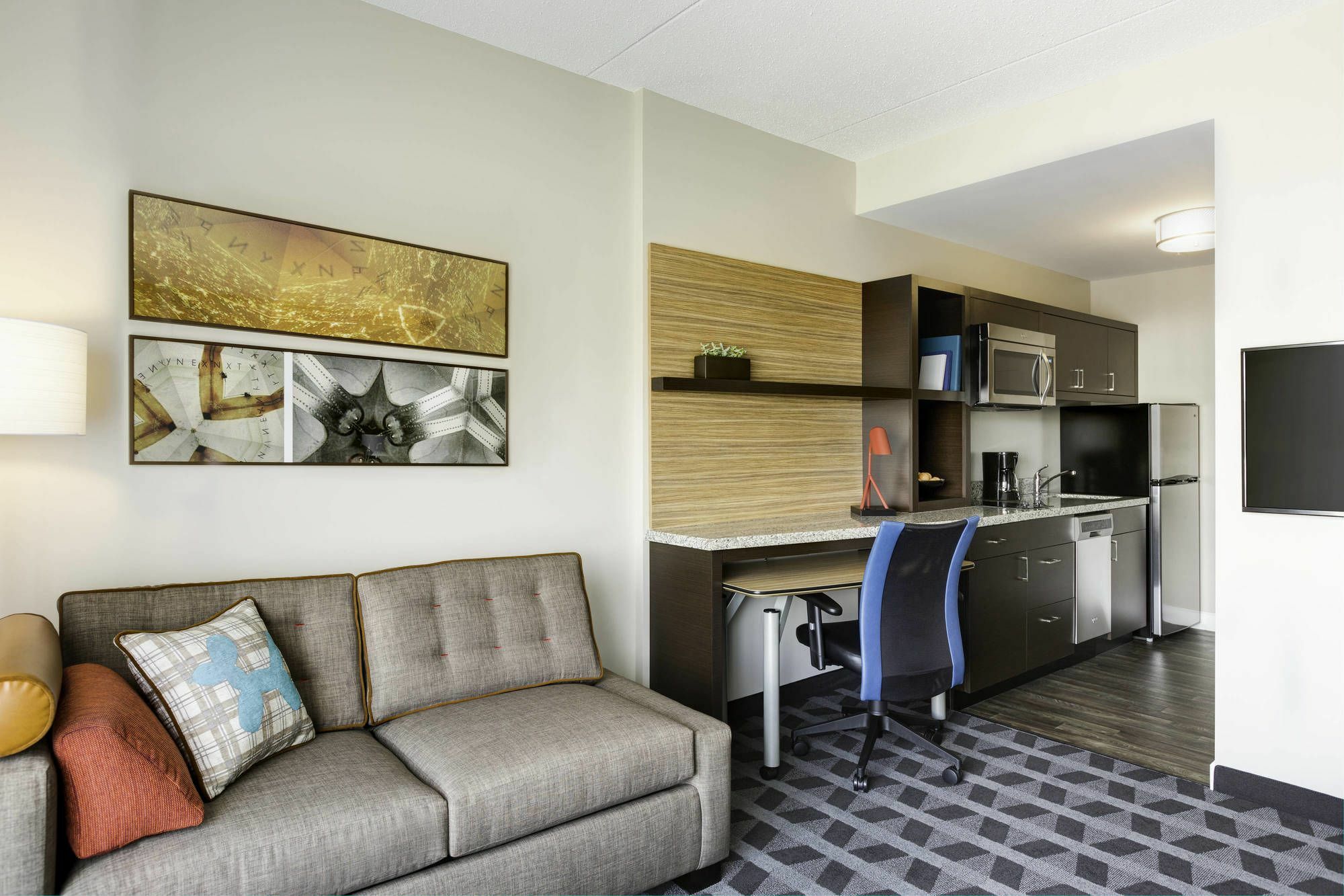 Towneplace Suites By Marriott Altoona Extérieur photo